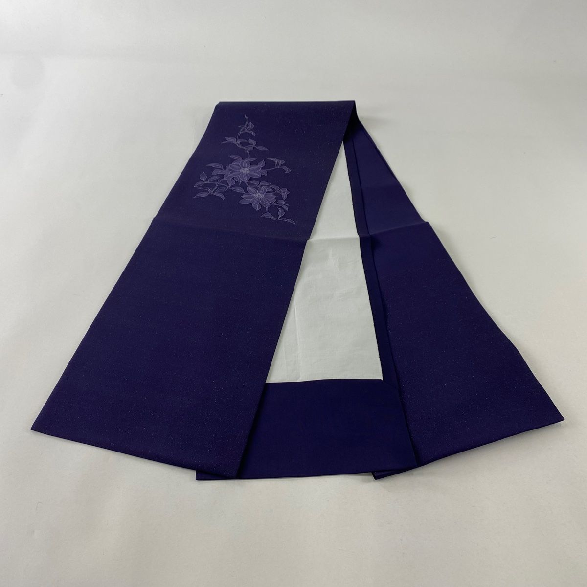 正絹　名古屋帯　【深い紫色】　金銀ラメなど使用　菊柄 Kisste 博多帯 名古屋帯 正絹 博多名古屋帯 新品 八寸名古屋帯