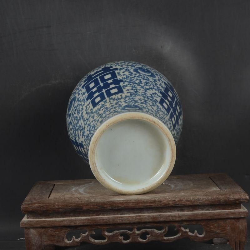 青花喜字纏枝蓮蓋缶 景徳鎮 陶磁器 装飾品 現代工芸品 美術品 置物 青花喜字纏枝蓮蓋缶 景徳鎮 陶磁器 装飾品 現代工芸
