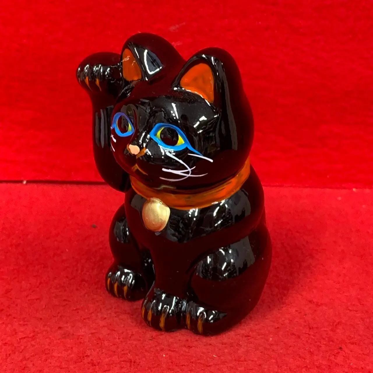 新品常滑焼 招き猫 4号 左手 黒 厄除招福 送料込