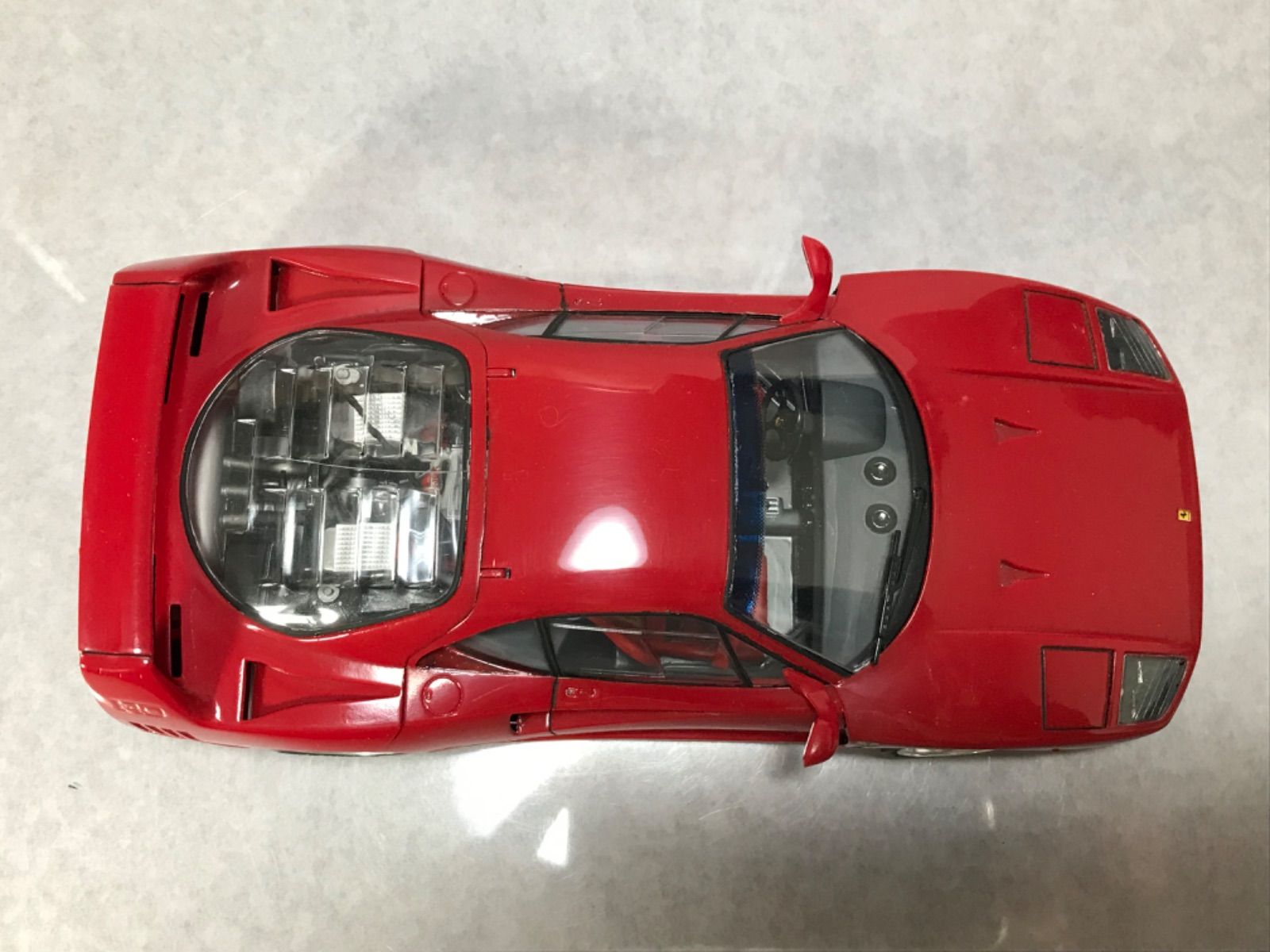 フェラーリF40 タミヤ1/24フルディスプレイキットの完成品 - メルカリ