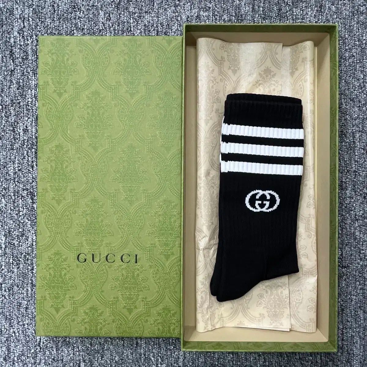 新品 GUCCI(グッチ) Adidas(アディダス) ソックス 靴下 ブラック