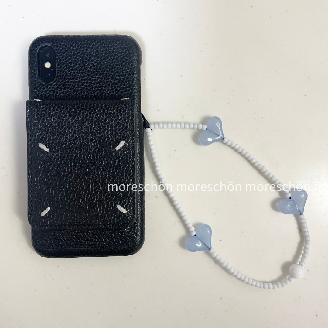 韓国人気】ハート マット ビーズ リストレット ❤︎ Phone Strap