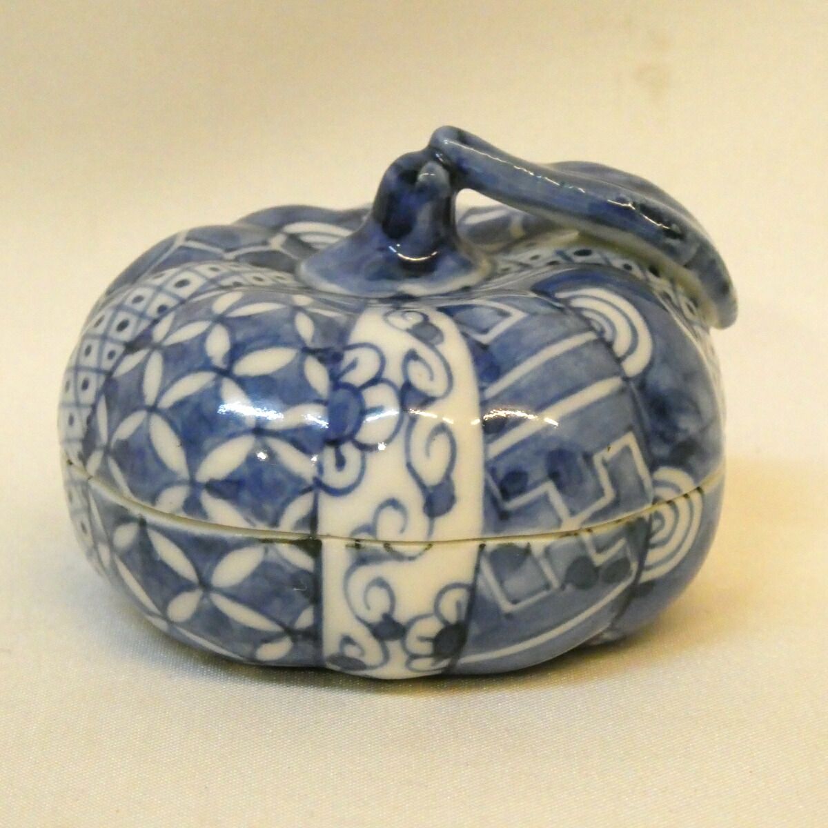九月の特売品】平安 高野昭阿弥作 染付 蜜柑香合 茶道具【中古