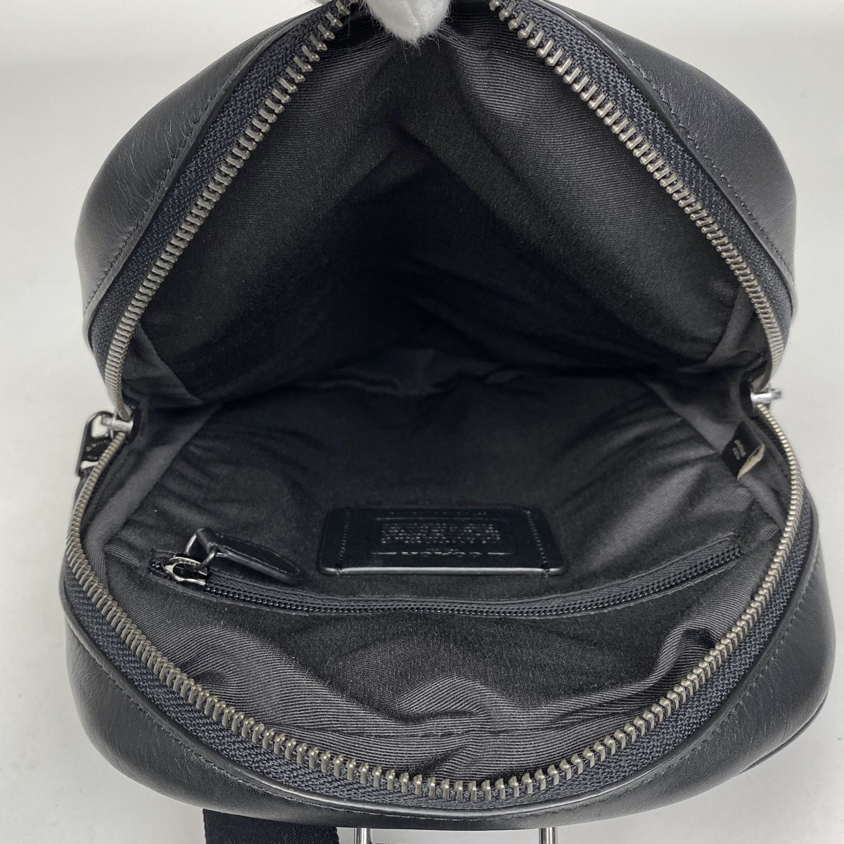 COACH コーチ C2931 ロゴ ボディバッグ レザー メンズ COACH コーチ C2931 ロゴ ボディバッグ レザー メンズ COACH / コーチ