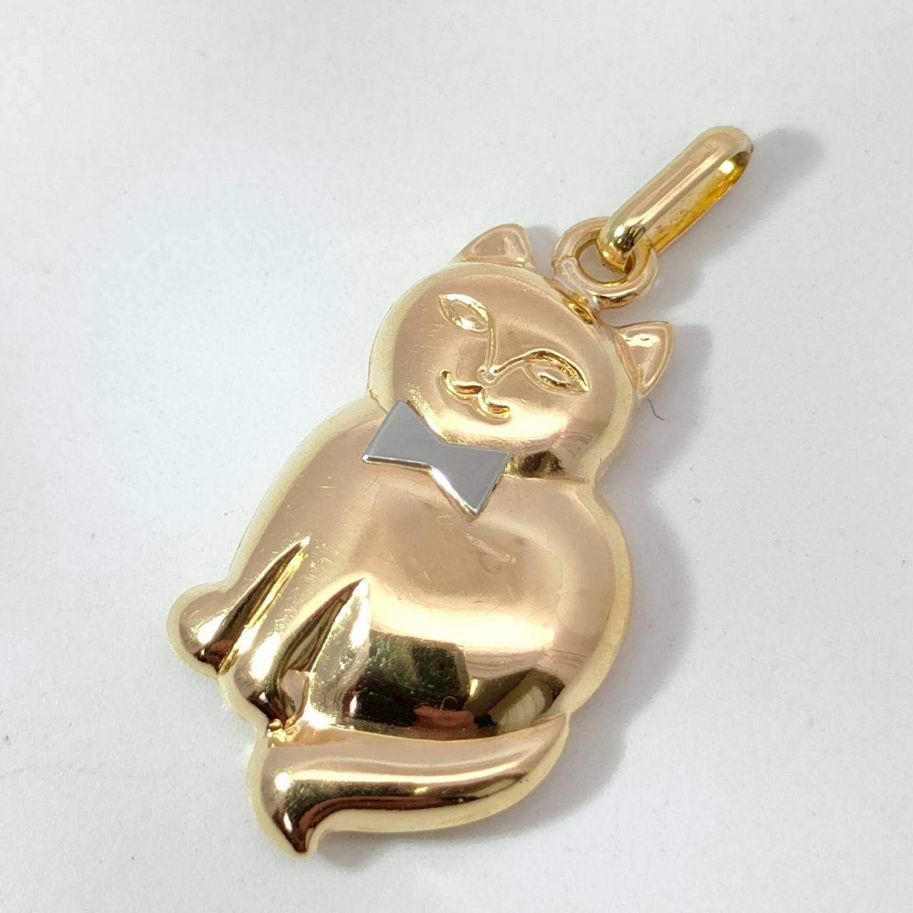 18金 K18 男女兼用 猫 ネコ ネックレストップ 0.86ｇD169