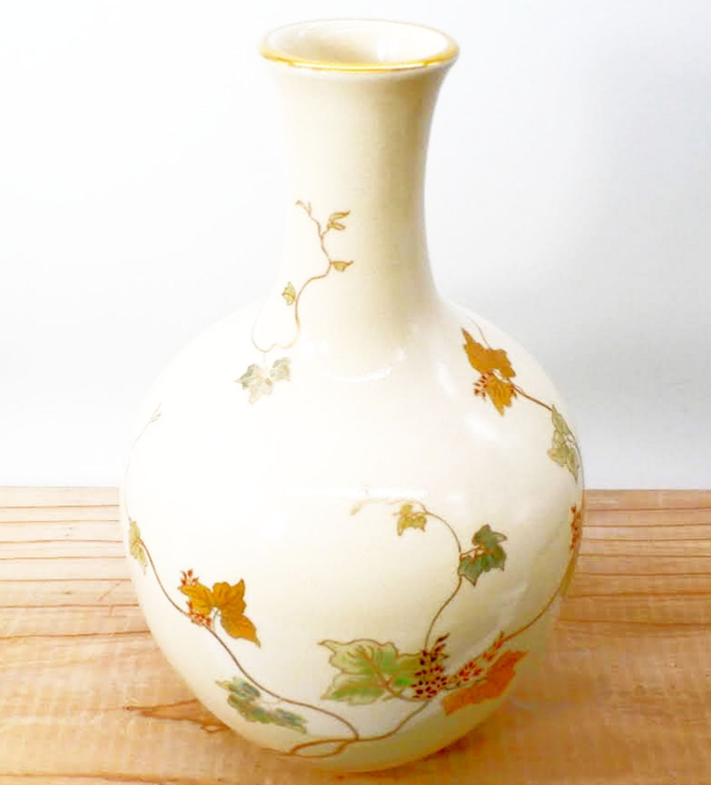 白薩摩　磯御庭窯くず文花瓶　大山隆　作 白薩摩 磯御庭窯くず文花瓶 大山隆 作 - メルカリ