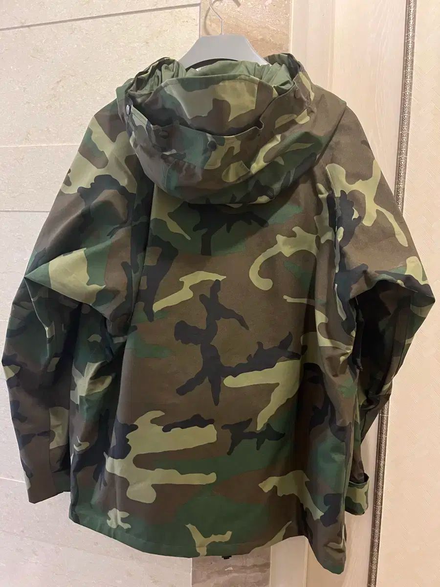 美品 米軍実物 ECWCS Gen1 GORE-TEX ウッドランドカモ L-R 米軍