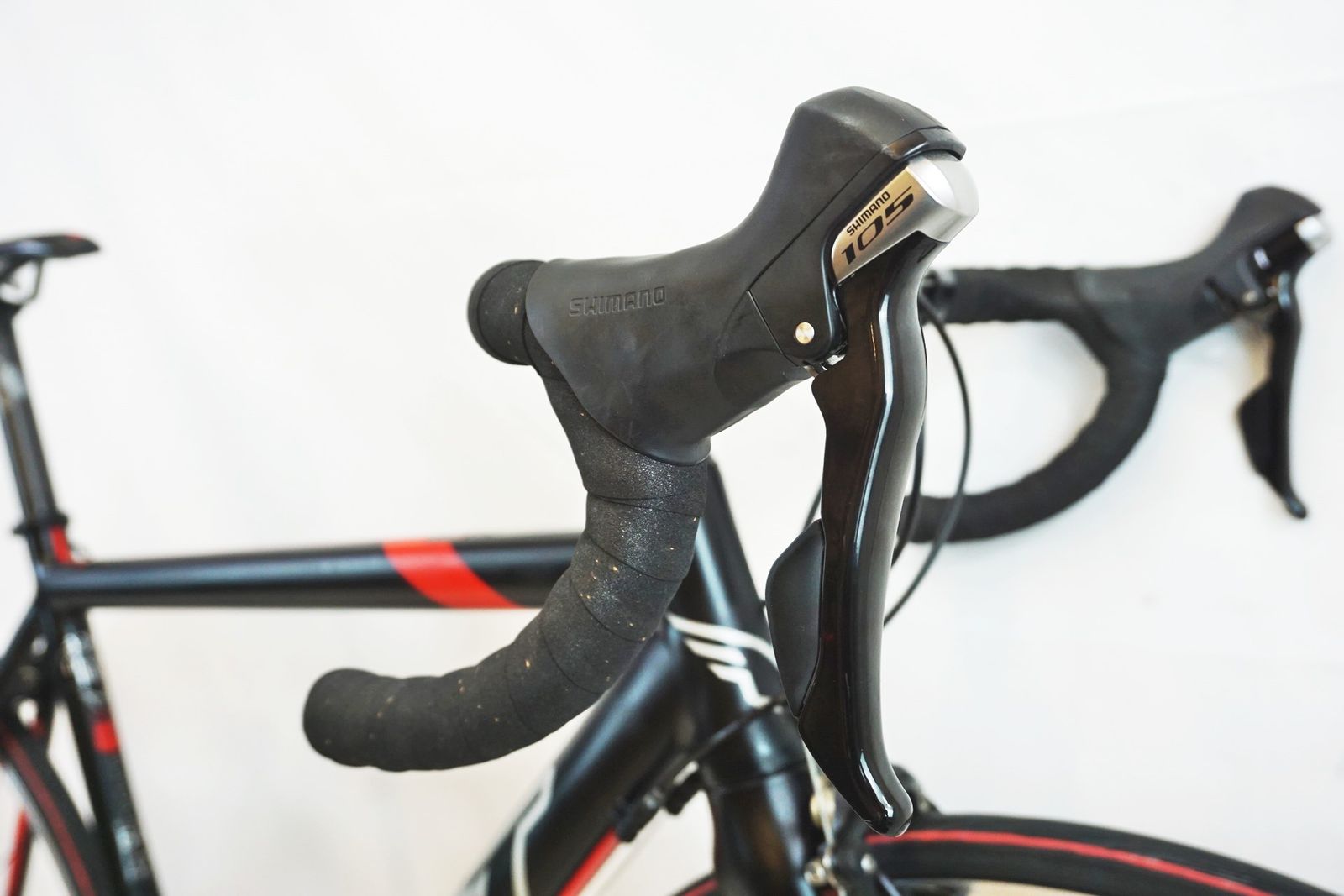 FELT フェルト F75 2016 10万円台ロードバイク『FELT F75』の2016年と2015年モデルの違い