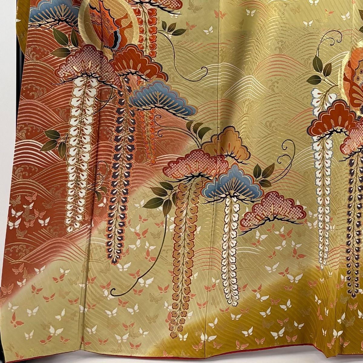 振袖 身丈166.5cm 裄丈66cm M 袷 蝶 笠松 金彩 染め分け 赤茶 正絹 秀品