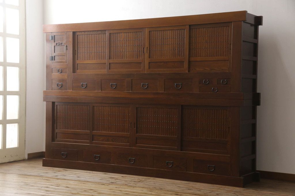 大正硝子 【 100年 水屋箪笥 】真鍮取手 ゆらゆらガラス 古い木製食器