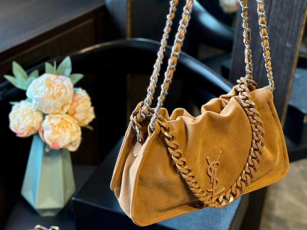 ❤ YSLサンローランの