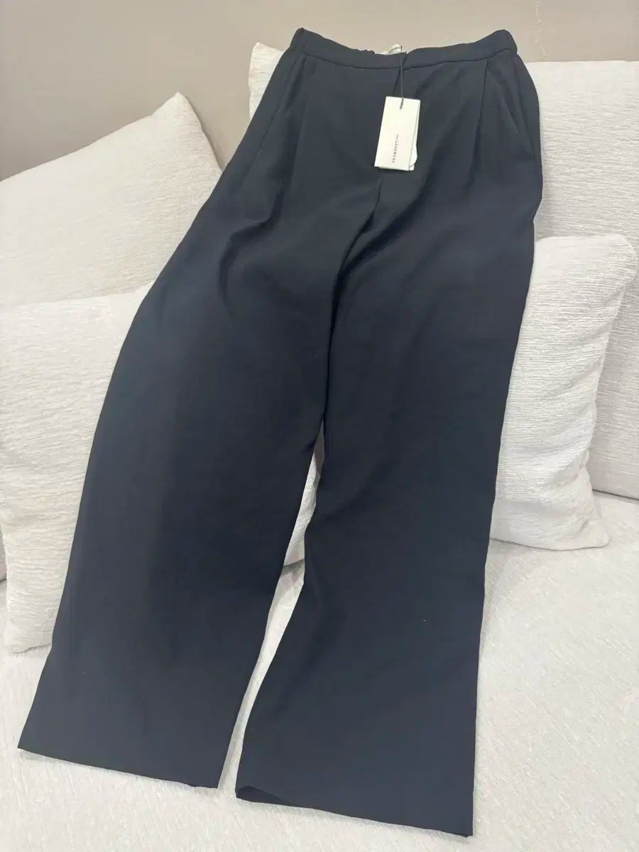 the CASHMERE ブラック パンツ レーヨン スラックス