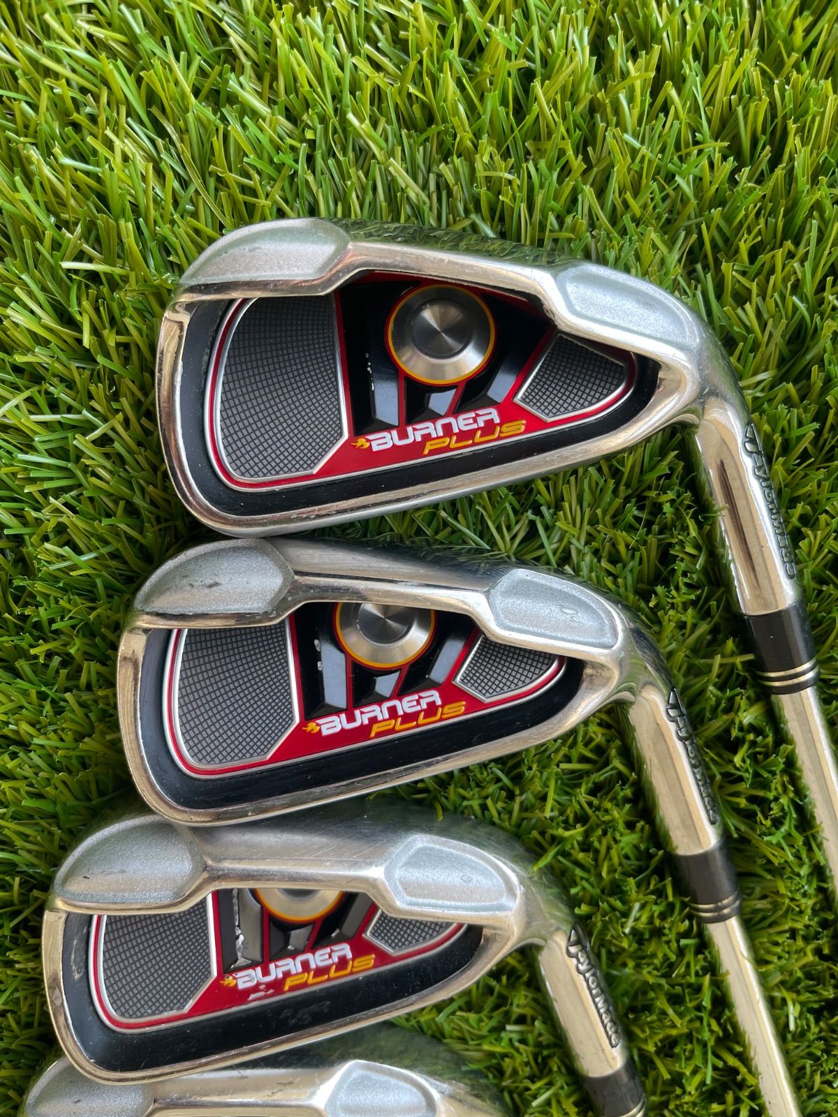 TaylorMade BURNER PLUS 他 アイアン 5.6.7.8.9.A.P.S 等 計9本 セット