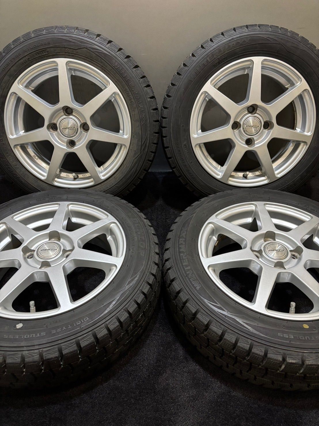 【支払い条件付・落札後1時間以内支払完了厳守・商品説明欄注意事項厳守】2019年製 WM01 155/65R14 4本セット 即納 ダンロップ ウインターマックス WM01 155⁄65R14 2019年製