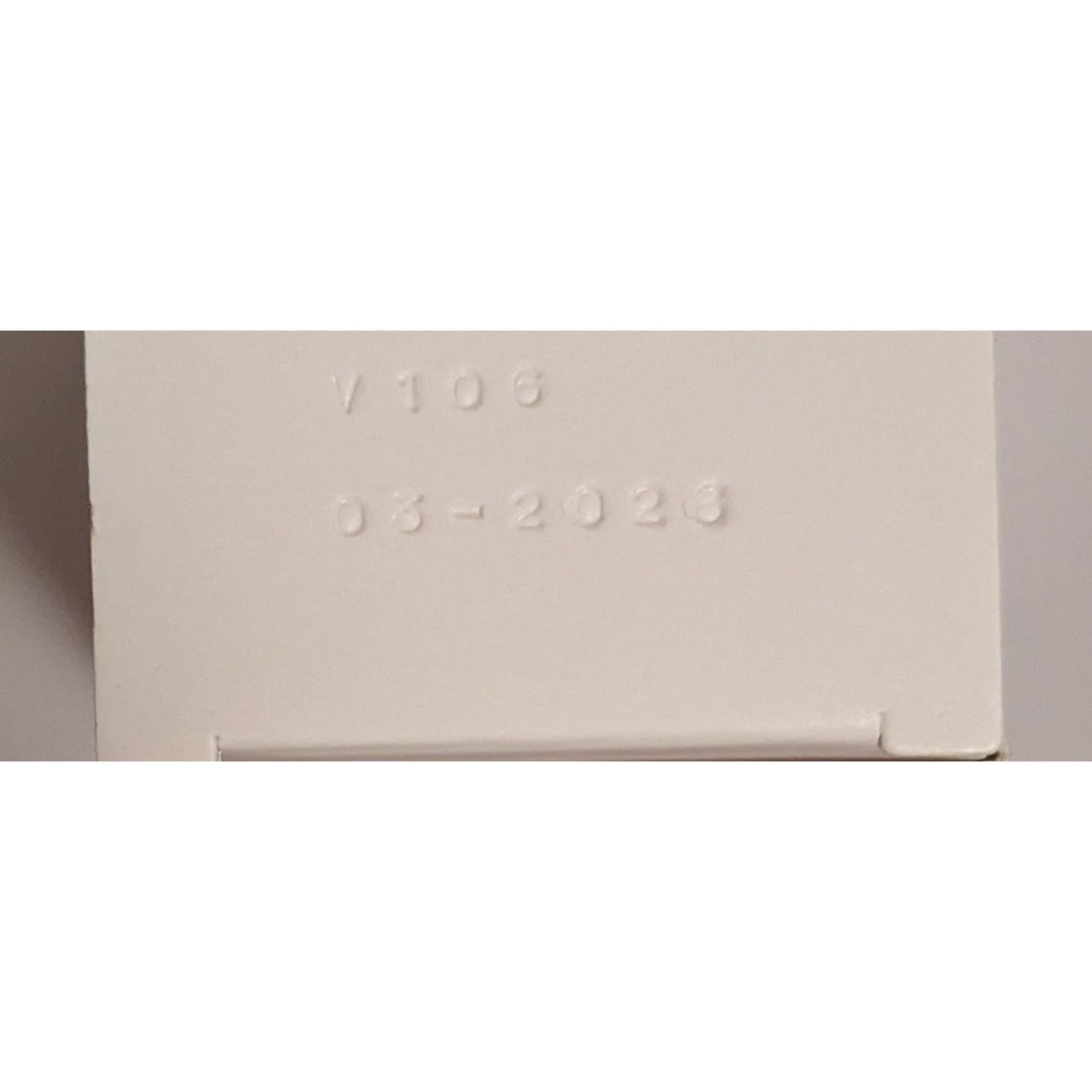  ヘリオケア ウルトラD 30錠 3箱 翌々日着 日焼け止めミルク ジェル 日焼け止め