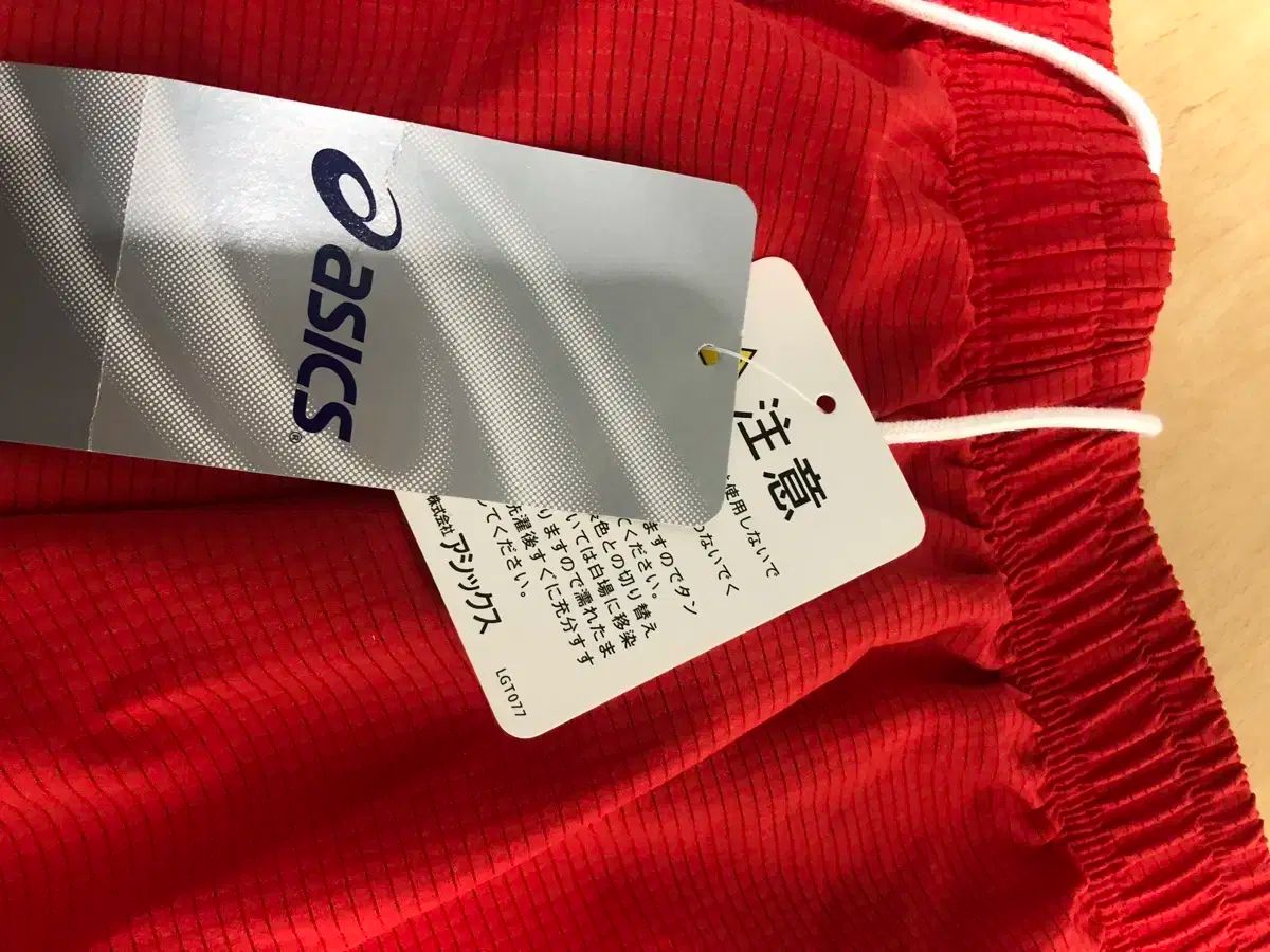 asics アシックス