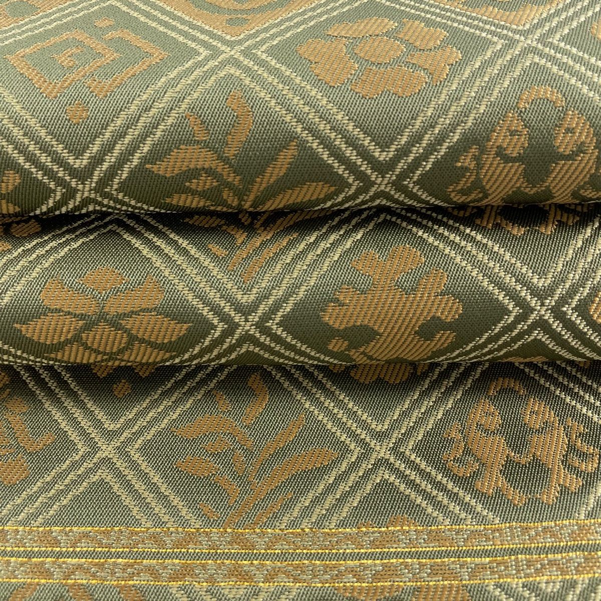 美品！龍村美術織物＊たつむら＊光琳流水＊金糸＆エルメスカラー＊逸品＊六通柄＊袋帯 Amazon.co.jp: 龍村美術織物 たつむら 印金牡丹錦 袋帯 六通柄