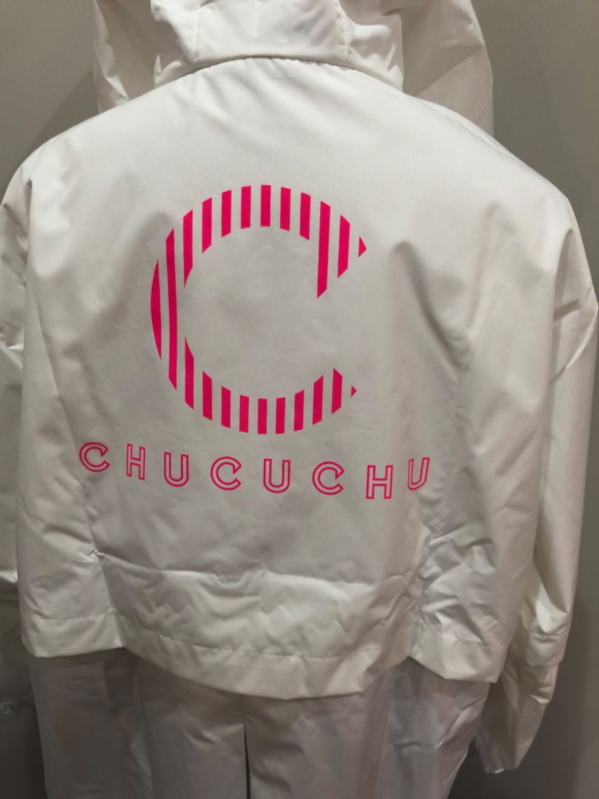 chucuchu チュクチュ 韓国 ゴルフウェア レインウェア 白 - メルカリ