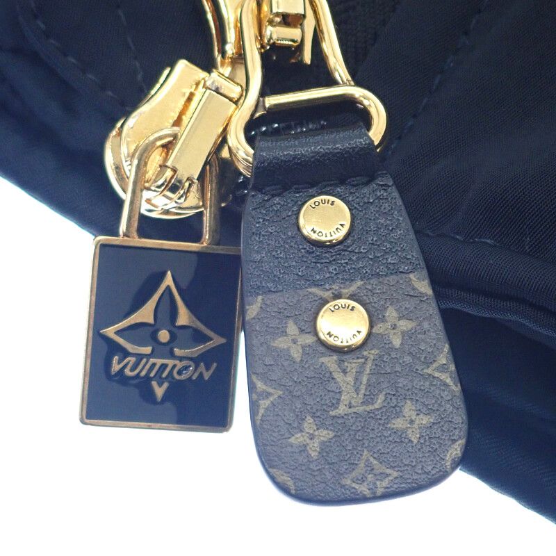 テディ ボンバー