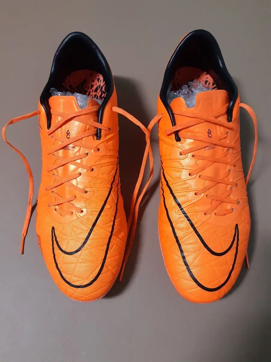 NIKE ナイキ サッカーシューズ ハイパーヴェノム 仕上げる FG ACC 280 サイズ
