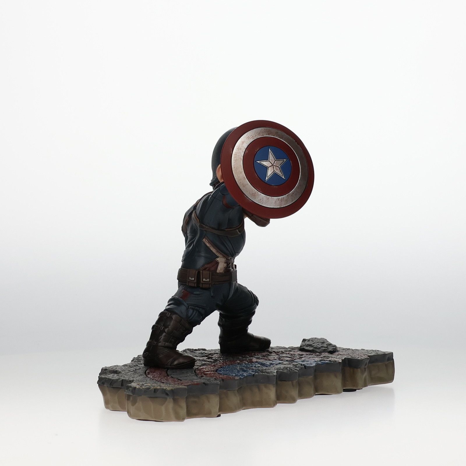 エッグアタック キャプテン・アメリカ シビル・ウォー/キャプテン・アメリカ 完成品 スタチュー フィギュア(EA-023) ビースト・キングダム エッグアタック キャプテン・アメリカ シビル・ウォー