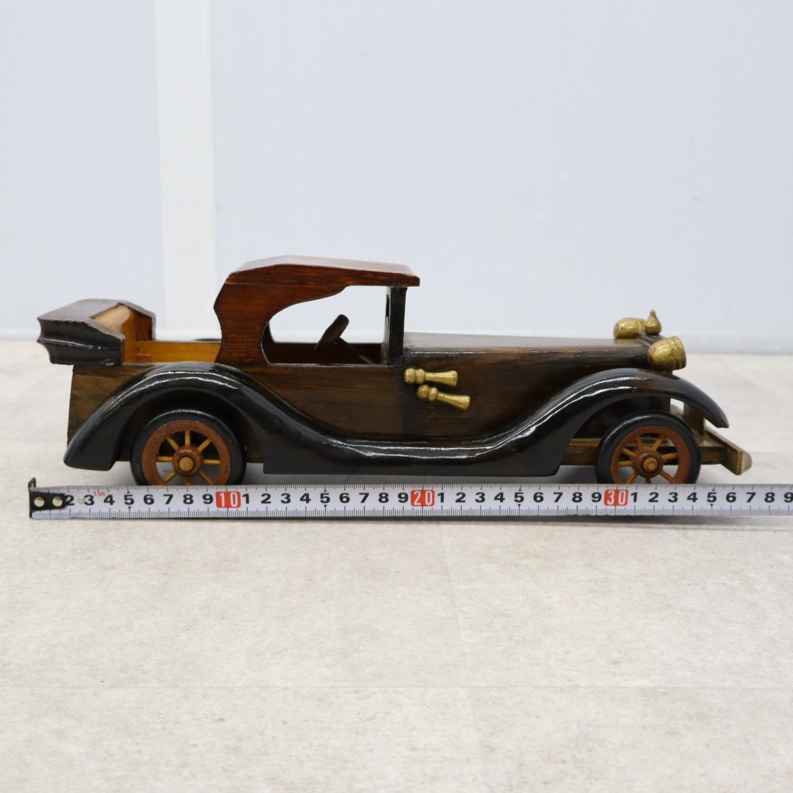 Amazon.co.jp: レトロ車モデルクラシックカー車コレクション金属
