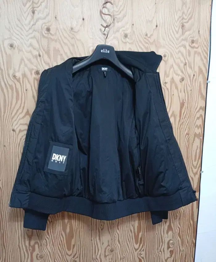 DKNYゴルフ ブルゾン 後シャーリング ジップアップ ジャケット LLC-HASEGAWATOSO_COM