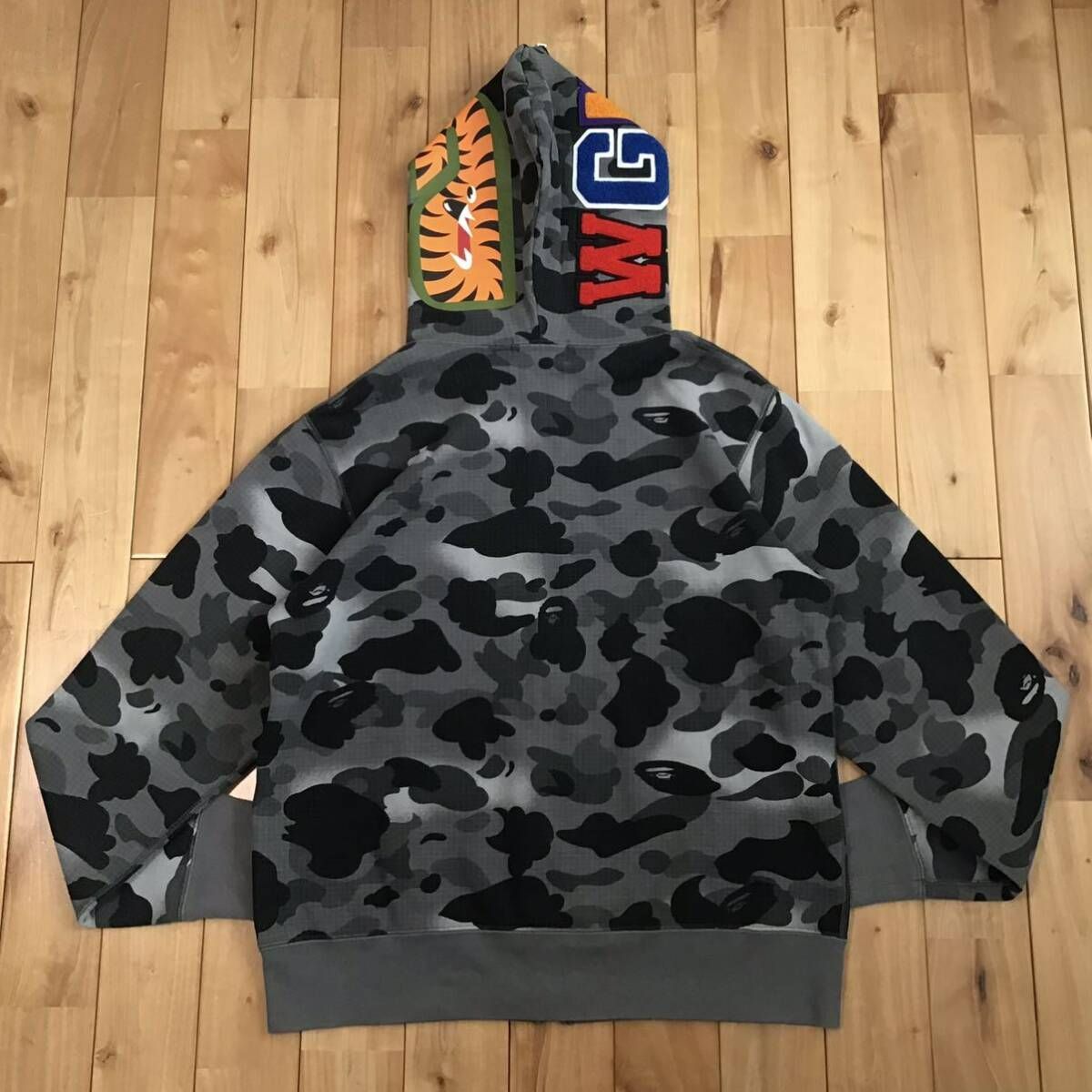 ☆蓄光☆ Grid Camo SHARK FULL ZIP HOODIE Mサイズ a bathing ape 