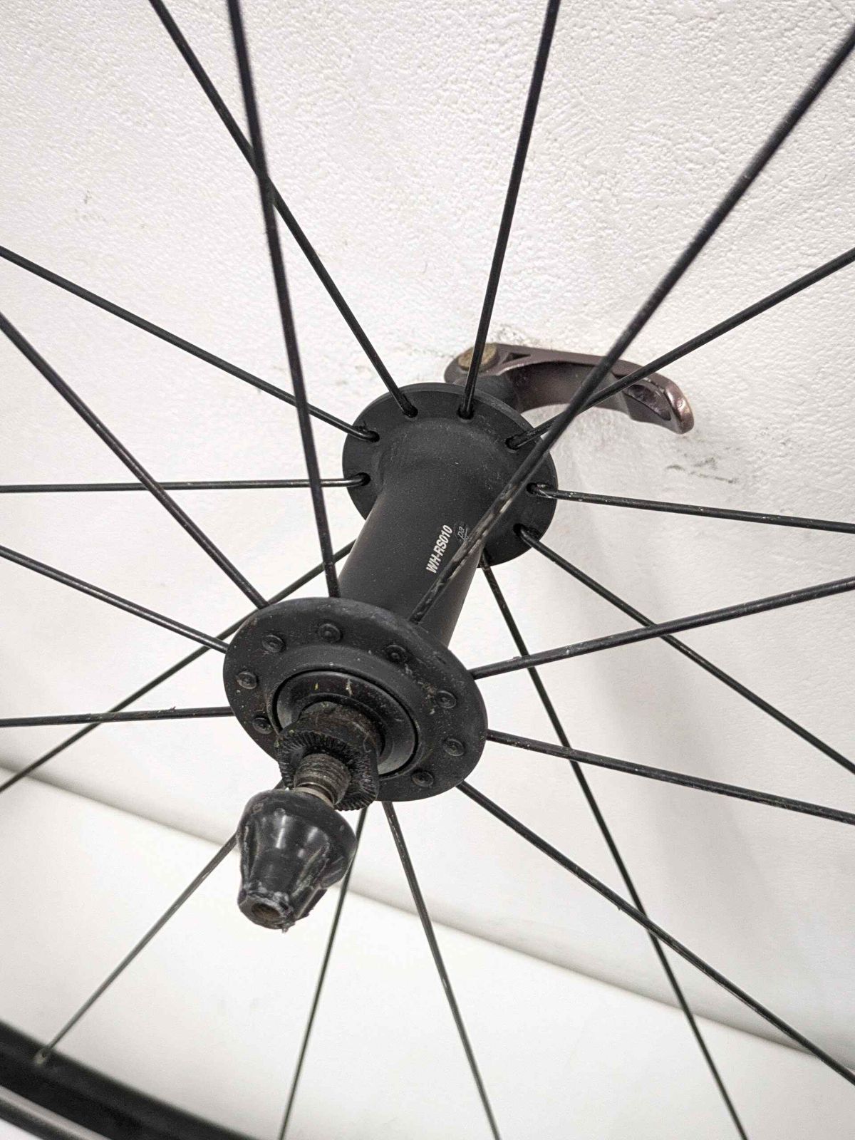 並品】Shimano シマノ WH RS010 シマノ11sフリー クリンチャー 並品】Shimano シマノ WH RS010 シマノ11sフリー クリンチャー