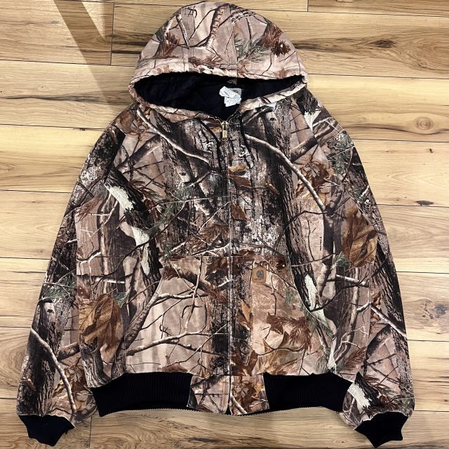 Carhartt/カーハート】アクティブジャケット “リアルツリー” - メルカリ