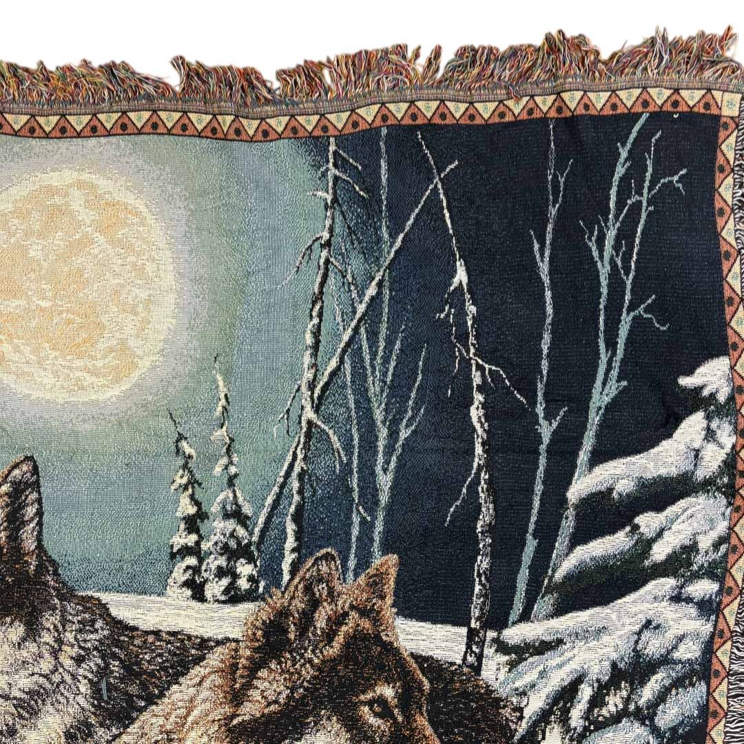 ビンテージラグマット　狼オオカミ　アニマル柄 フォレスト　雪山　アメリカ古着 vintageラグ カーペット オオカミ 月 アニマル 1804 - メルカリ