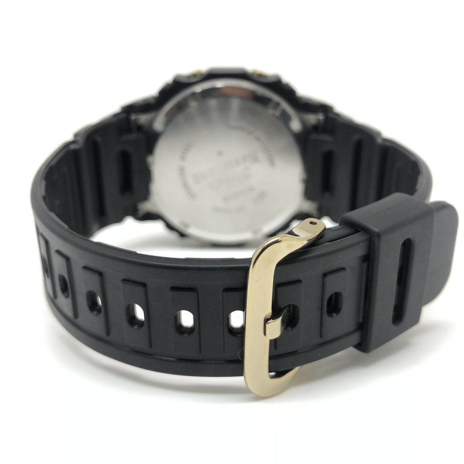 B*N様 DW-5600c-9v ゴールド 901 200m表示 フェイス面キズ B*N様 DW-5600c-9v ゴールド 901 200m表示 フェイス面キズ B*