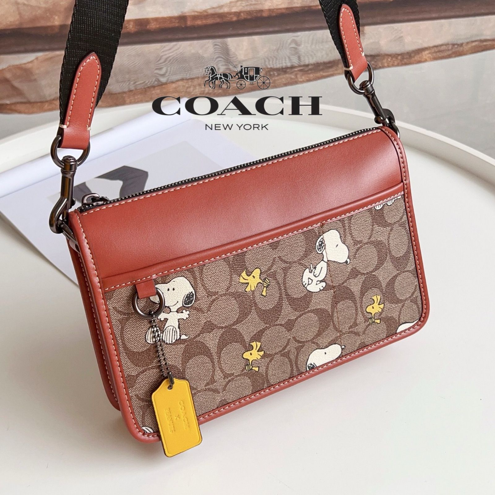 COACH CE709 COACH X PEANUTS スヌーピーコラボ ショルダーバッグ  