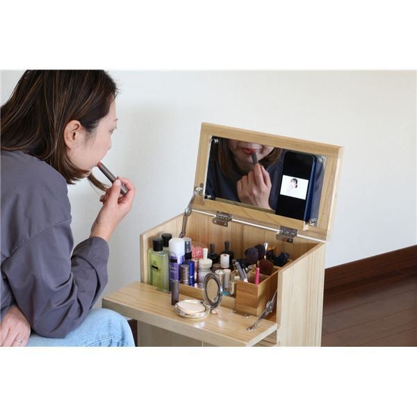 キャスター付き 鏡台