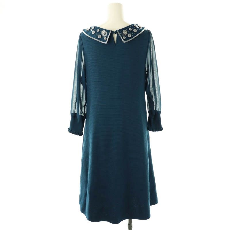 TO BE CHIC (トゥービーシック)　ニットワンピース＊ トゥービーシック TO BE CHIC ニットワンピース ビジュー衿付き