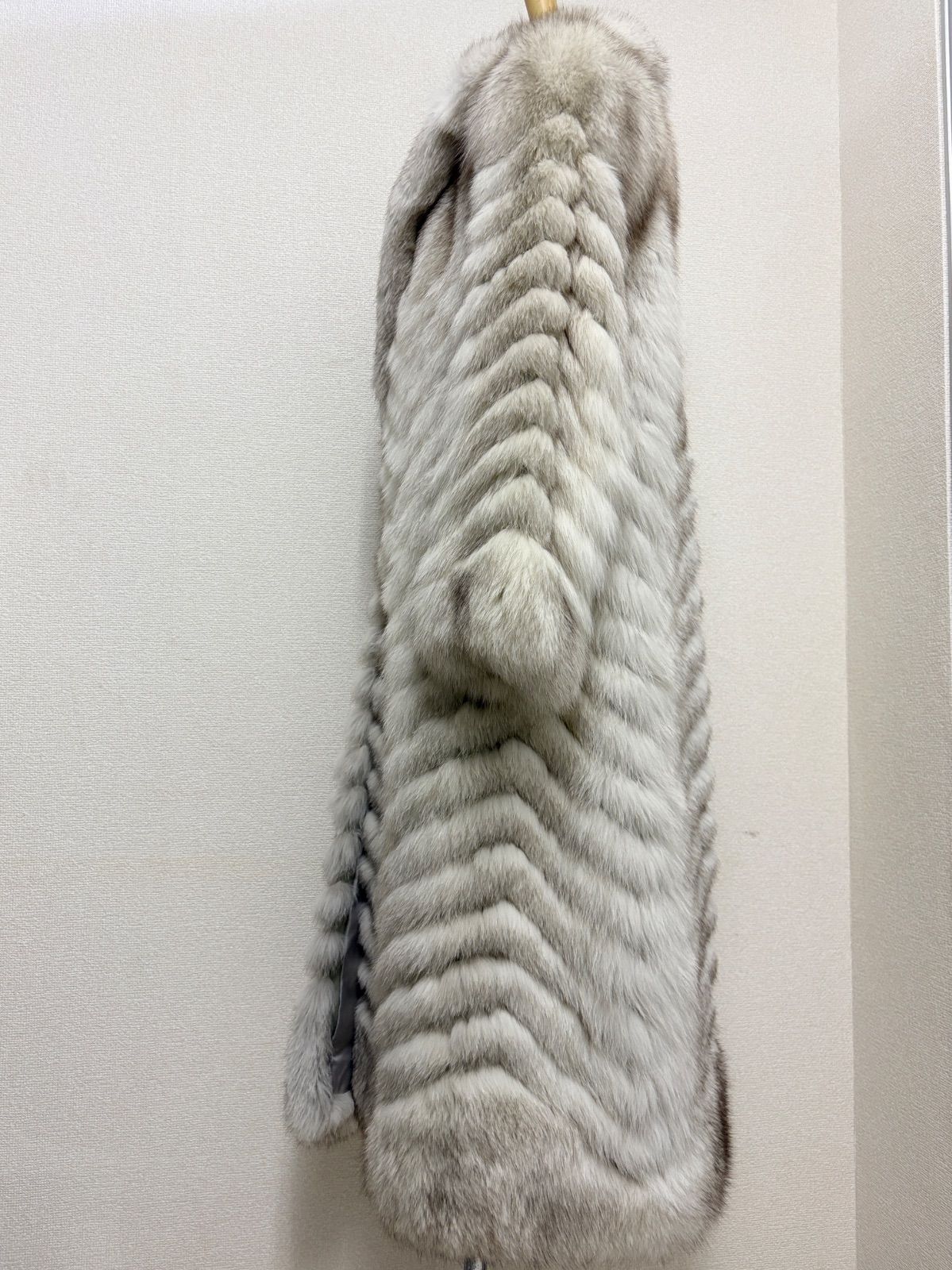 【SAGA FOX 】JINDO FOXファーコート SAGA FOX JINDO フォックスファー ロングコート リアルファー