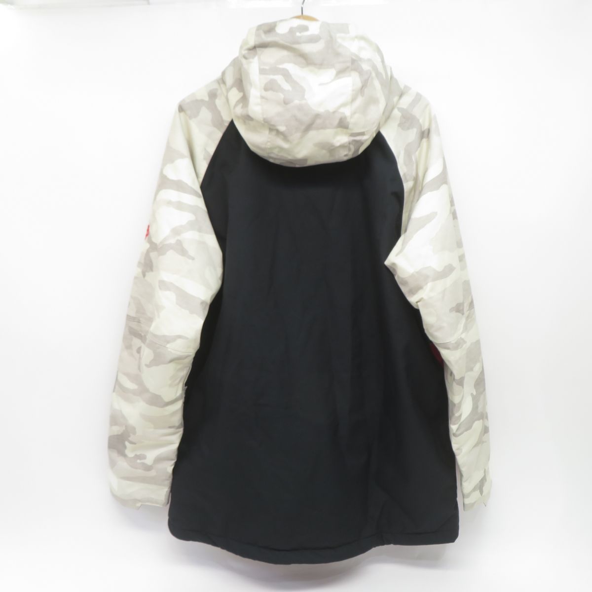 686 シックスエイトシックス スノーボード ウェア ジャケット カモフラ 切替 Lサイズ