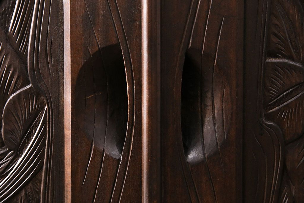 軽井沢彫り 菖蒲彫刻 ワードローブ クローゼット 洋服タンス チェスト 抽斗 引き出し 2段重ね 伝統工芸 和家具 軽井沢彫り 菖蒲彫刻 ワードローブ クローゼット 洋服タンス チェスト