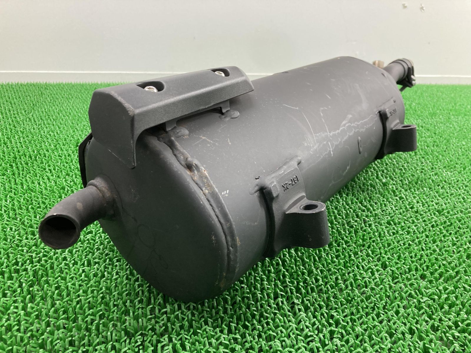 マグザム マフラー 1B75 ヤマハ 純正 中古 バイク 部品 SG21J MAXAM