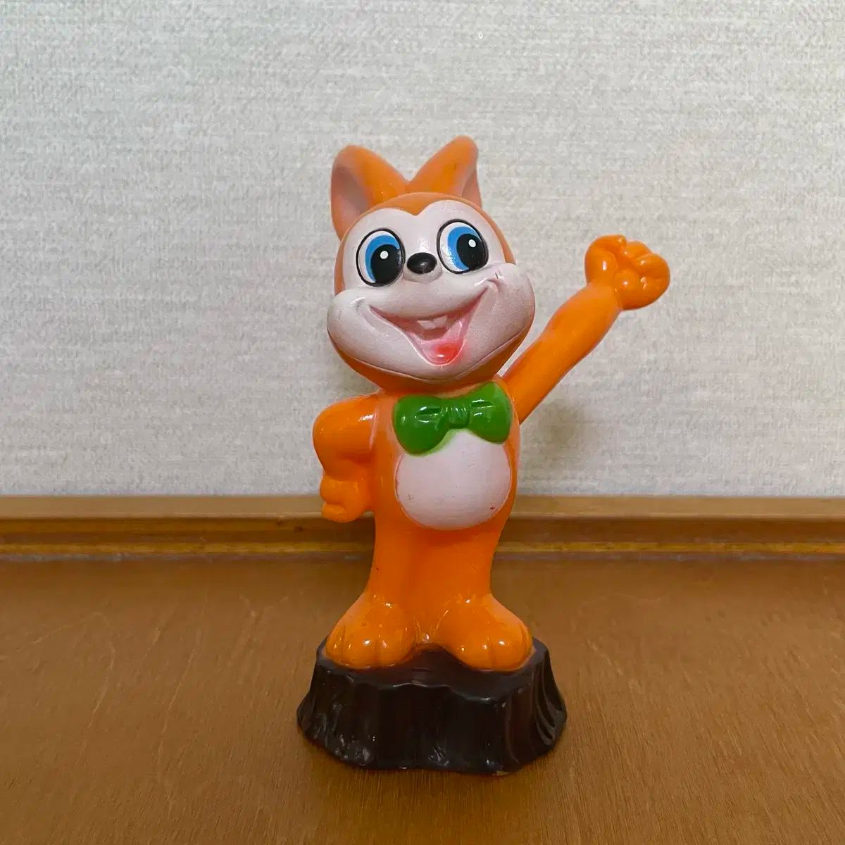 日本 SS 医薬品 ちゃんちゃん ソフトビニール うさぎ 人形