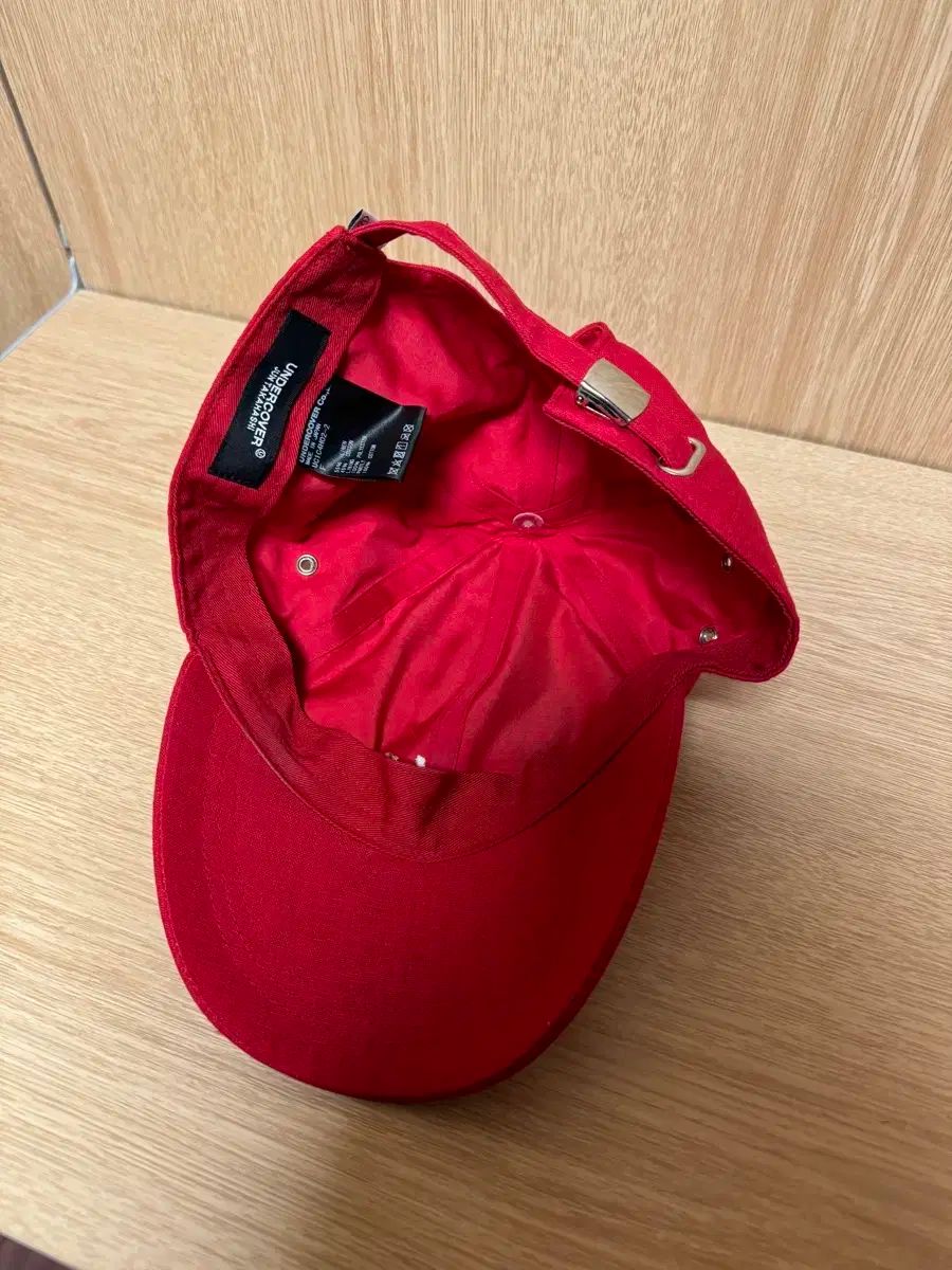 アンダーカバー　NEWERA 赤色 9FIFTY キャップ Uロゴ UNDERCOVER アンダーカバー x NEW ERA(ニューエラ) U 9FIFTY
