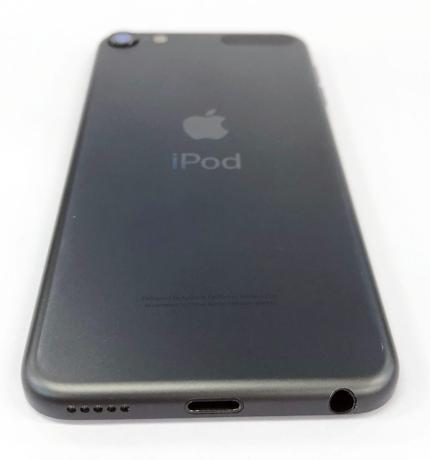 [中古B]iPod touch MVHW2J/A スペースグレイ [32GB]【第7世代　2019年モデル】