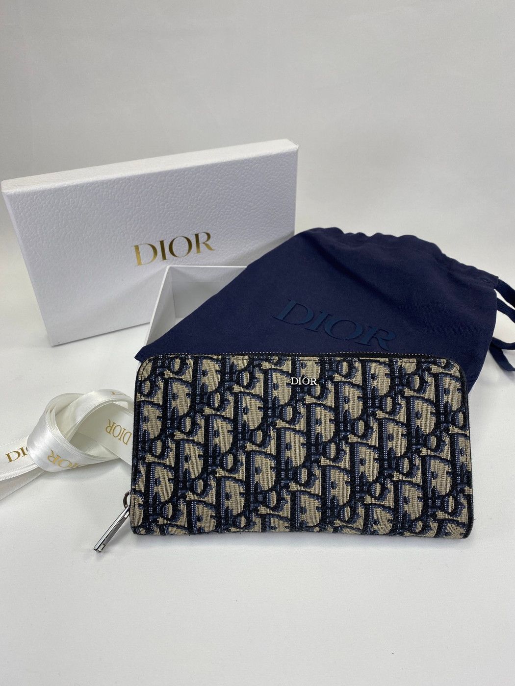 Dior トロッター オブリーク ジャカード 財布 2ESBC252YSE 9427 楽天市場】DIOR ディオール 【美品】ディオール オブリーク ジャ