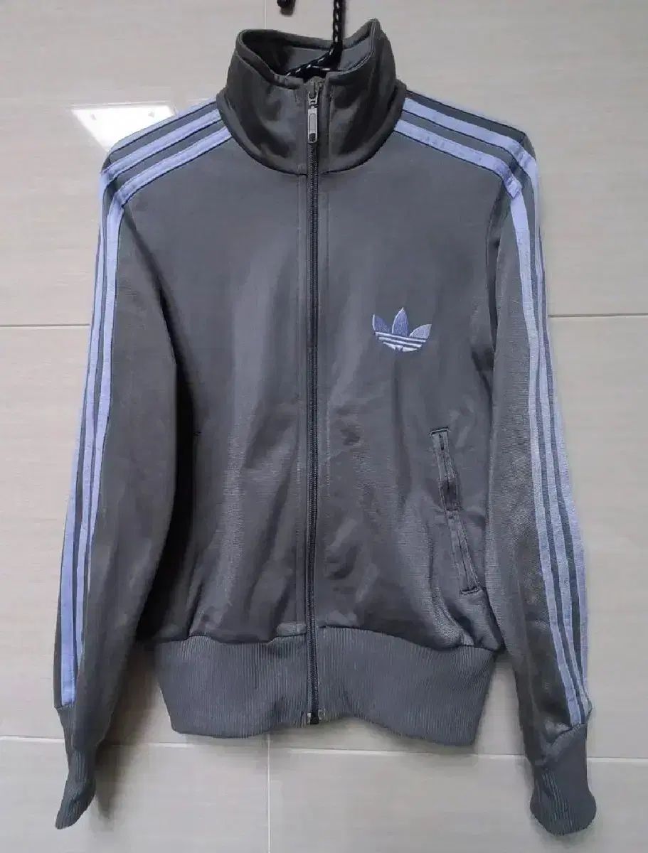 adidas アディダス レディース 必須アイテム シルバー グレー ライトパープル トラックトップス ジャージ 85 XS
