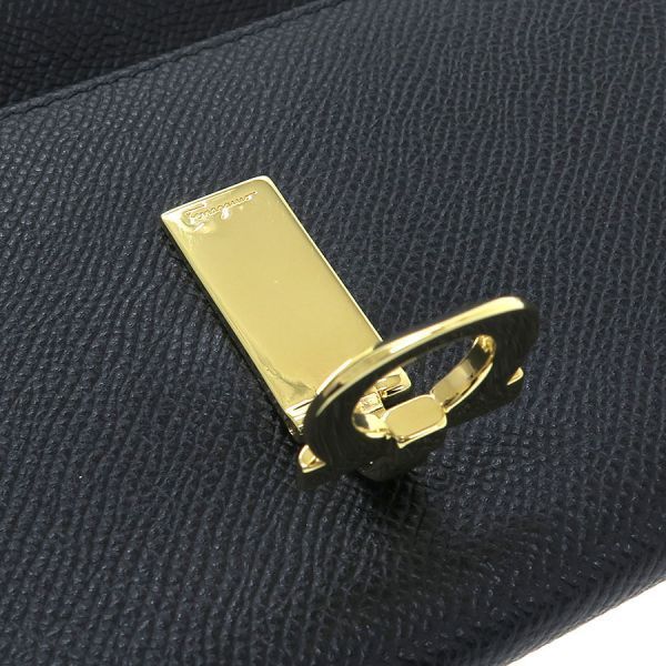 未使用保管品 Ferragamo フェラガモ 長財布　Wガンチーニ FERRAGAMO（フェラガモ） 財布 長財布 ガンチーニ レディース ラウンド