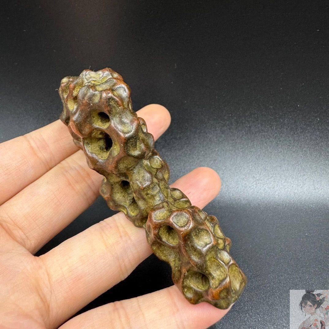 銅製 山透かし彫り筆架 石彫 置物 装飾品 工芸品 書道具 文房具 銅製 山透かし彫り筆架 石彫 置物 装飾品 工芸品 書道具 文房具