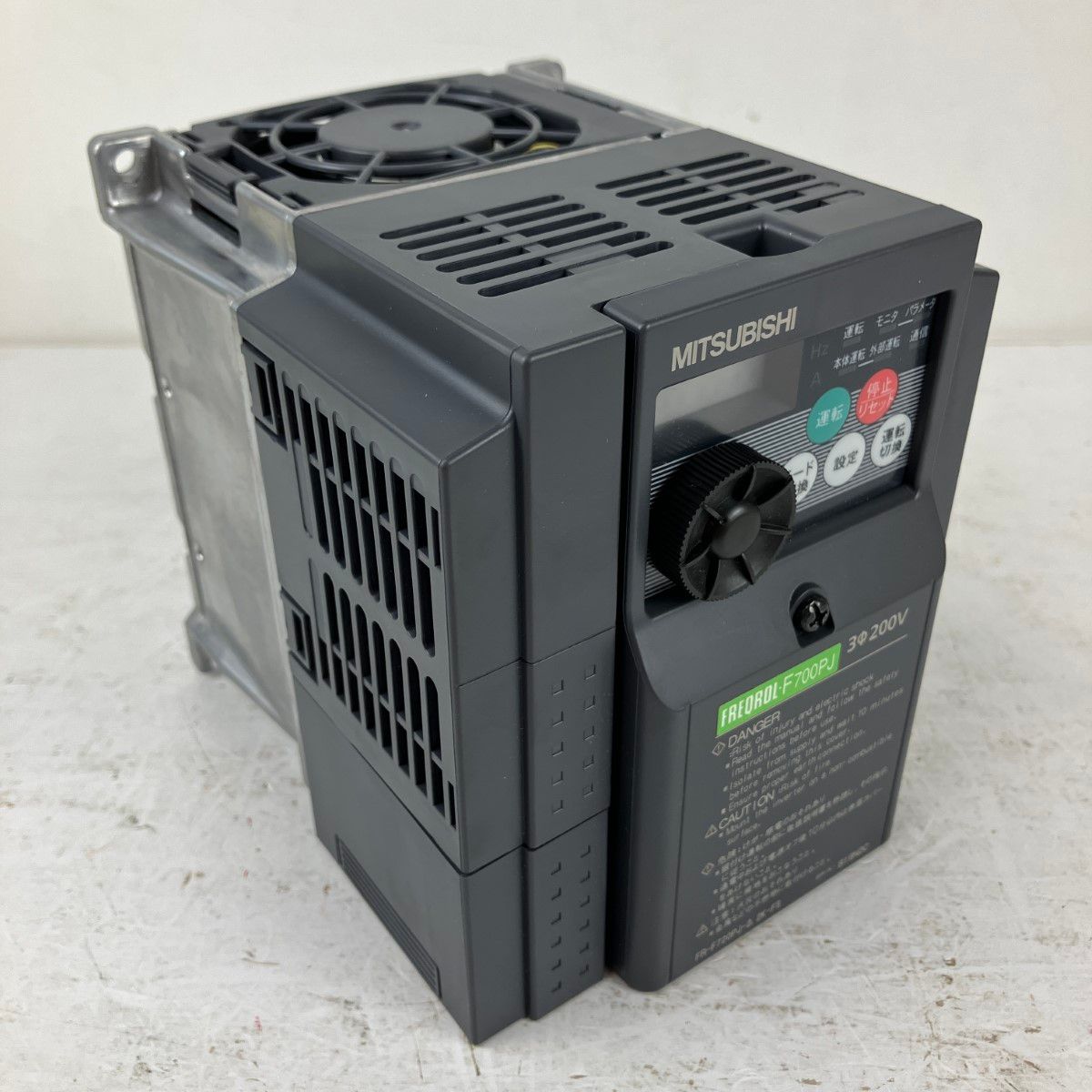 ЗЗMITSUBISHI ミツビシ 三相200V 換気送風機用3相インバータ 取