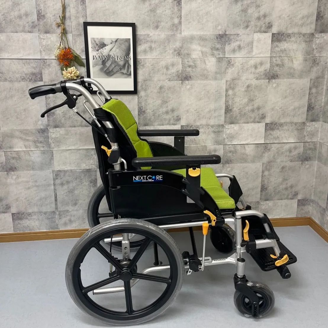 NEXT-61B 松永製作所 ネクストコアシリーズ アジャスト 介助式車椅子 ノーパンクタイヤ MATSUNAGA 中古 介護用品 - メルカリ