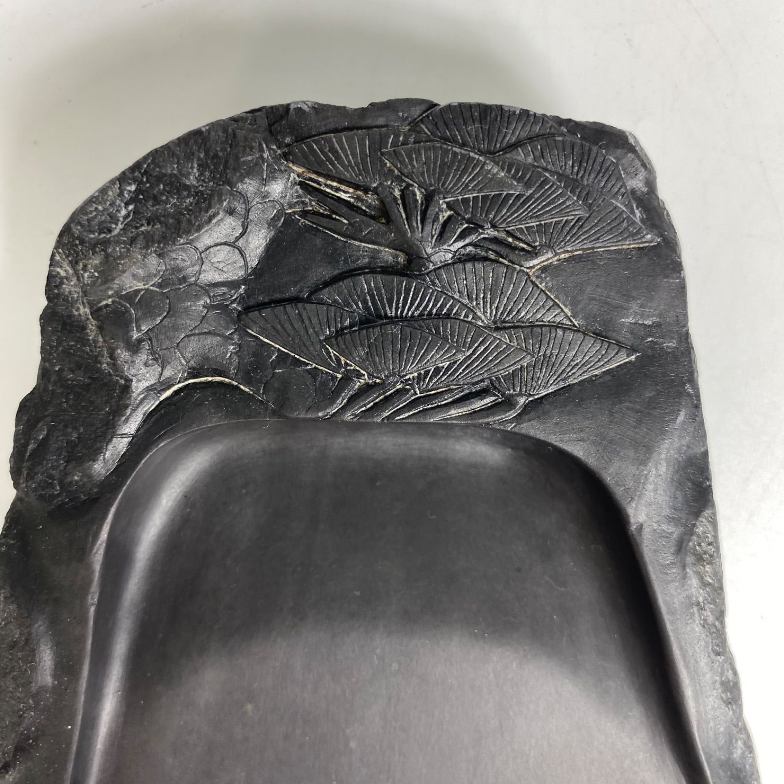 端渓硯 松彫刻 硯 木箱付き 中国硯 唐硯 文房四宝 書道用品 墨