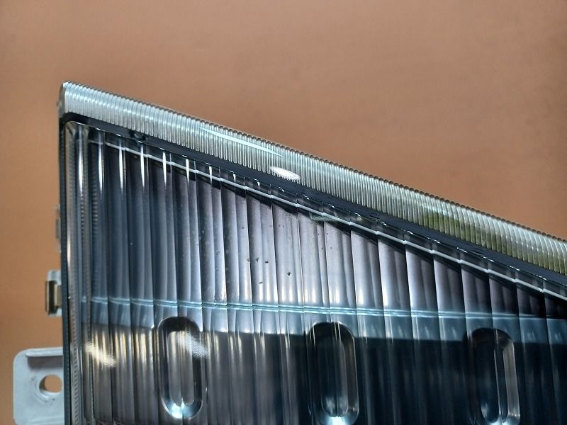 コーティング済 エルフ NJS85AN 右ヘッドランプ ヘッドライト コイト 110-21885 729 FFCRYSTALESIA_COM